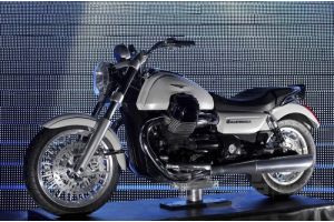 Moto Guzzi: Doua modele pentru 2012