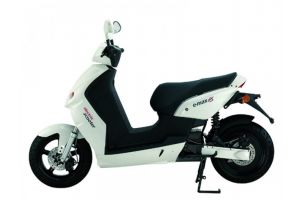 2011 E-MAX 125S nu face rau naturii