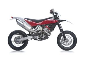 Husqvarna SMR51 vine in  showroom