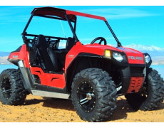 Polaris RZR cu trei tobe de evacuare