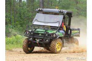 2011 John Deere Gator este bun la toate