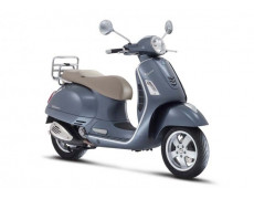 2015 Vespa GTS 300 si GTS 300 Super