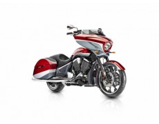 2015 Victory Magnum,un tourer spectaculos