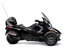 2015 Can-Am Spyder RT Limited â€“ eleganta si putere