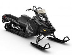 2016 Ski-Doo 800 Summit X T3 a fost lansat ieri, nu si modelul 880