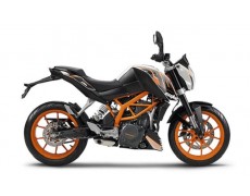 Apar primele informatii despre un model 2017: KTM Duke 390