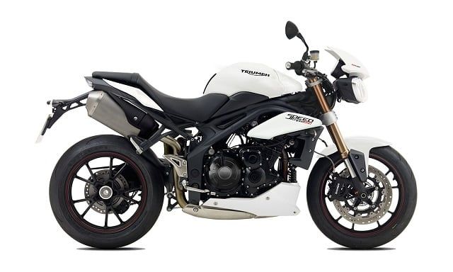 2016 Triumph Speed Triple dezvaluit in noi poze spion