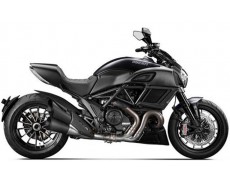 2016 Ducati Diavel - un power-cruiser adevarat - poze spion