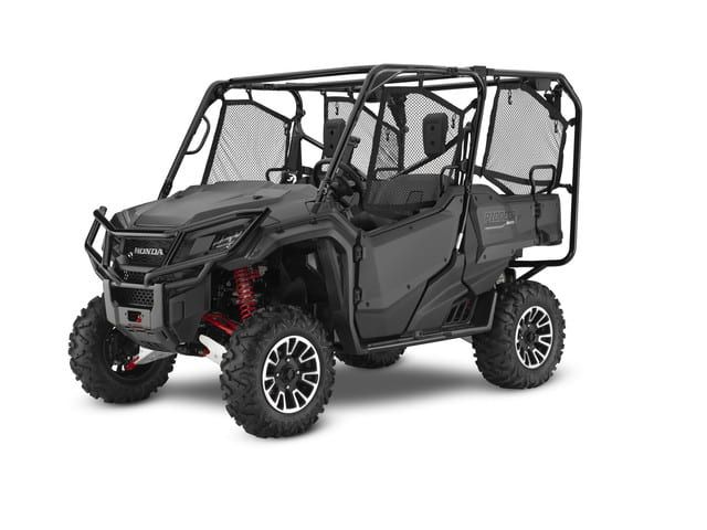 Honda a lansat 2017 Pioneer 1000 si 1000-5 in editie limitata cu I-4WD