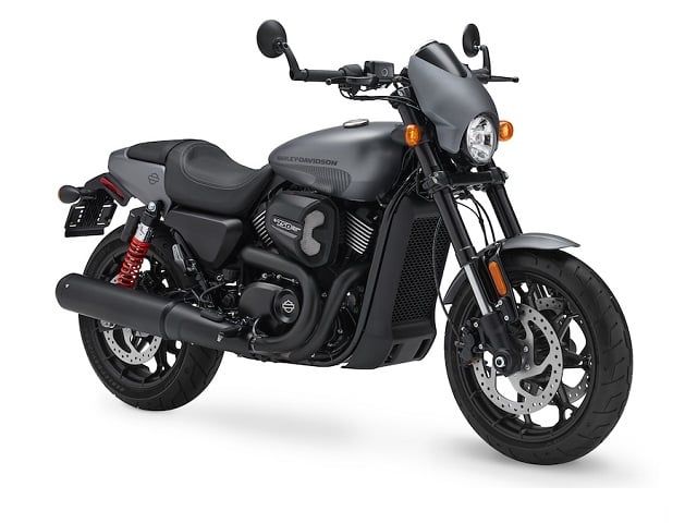 Harley-Davidson a lansat 2017 Street Rod si nu e vorba de un cruiser!