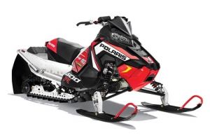 Polaris lansează snowmobilul de curse 600 R