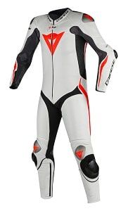 Dainese isi lanseaza noile echipamente