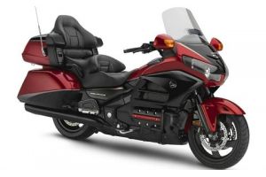 Noua motocicleta Goldwing de la Honda este aproape 