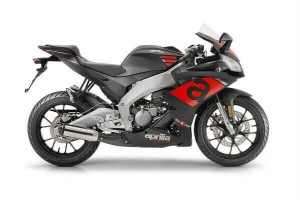 Review motocicleta Aprilia RS4 50