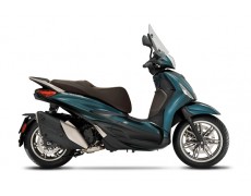 Avantaje la pilotarea scuterelor Piaggio Beverly 